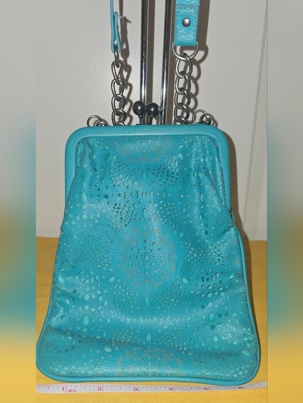 Jessica Simpson Teal Kisslock Crossbody
